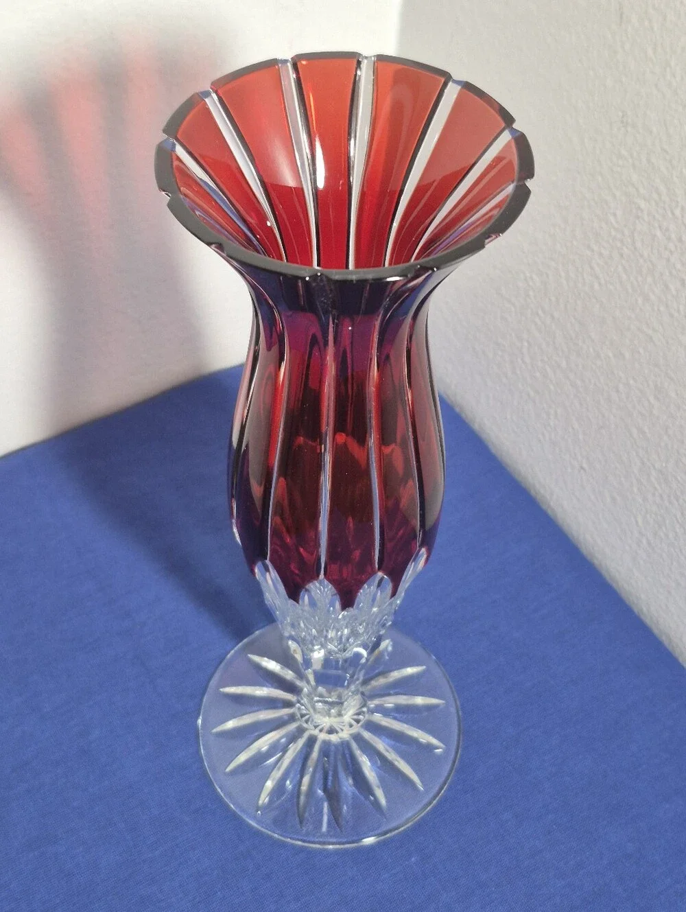 Ajka Crystal Hungary Castille Alberga Ruby Red Cut to Clear Vase 9